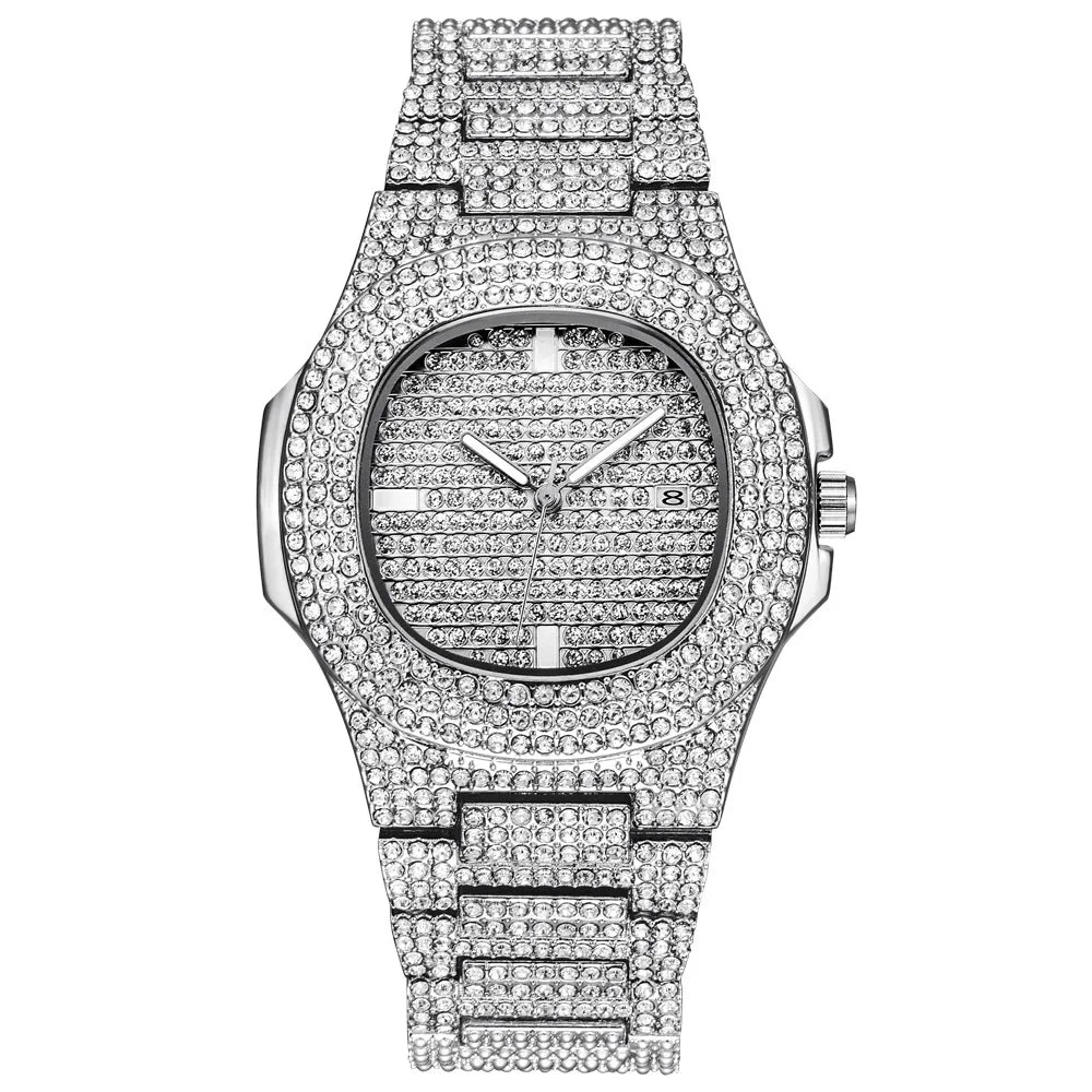 La Montre "Iced Out" - Brillez Comme un Boss 💎